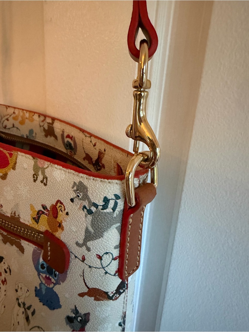 Dooney & Bourke Disney Christmas Santa Tails Holiday Dog Crossbody Plaid - Picture 13 of 14